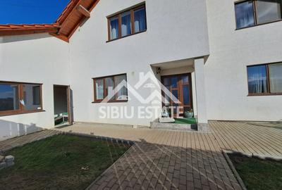 Casa Sibiu cu pivnita si garaj, curte mare - 24