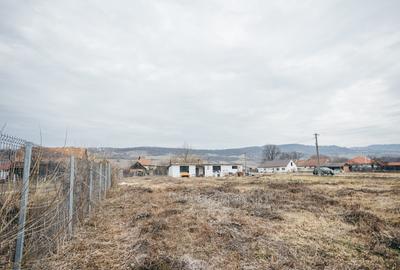 Inchiriez teren si cladiri in localitatea Betesti, judetul Harghita - 11
