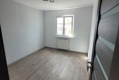 Apartament complet renovat - 3