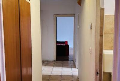 Apartament 2 camere decomandat etaj intermediar Centrul Civic - 11