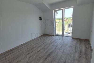 DUPLEX 4 CAMERE - DORMITOR LA PARTER - BUCATARIE INCHISA - 9