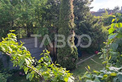 Apartament la casa de vanzare 2 camere - curte comuna cu 3 vecini - 15