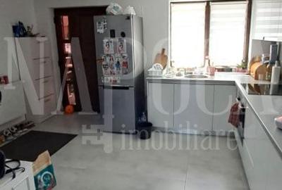 Casa 5 camere de vanzare in Sannicoara - 2