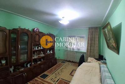 Apartament cu 3 camere decomandat în Tătărași