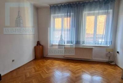 Ap 4 camere decomandat - zona Centrul Istoric - 3