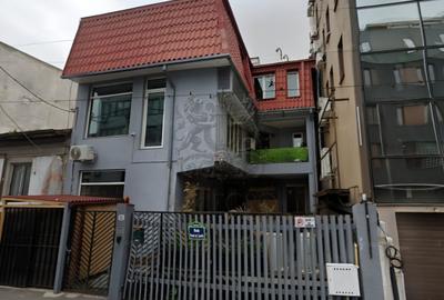 Vila Individuala | Putul Lui Zamfir - Dorobanti | 2002 | 238 mp utili - 1