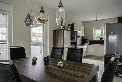 Casă individuală cu 5 camere în Vladimirescu