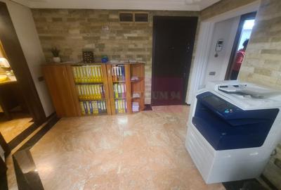 Apartament cu 3 camere de vanzare in Campina - Zona ultracentrala - 22