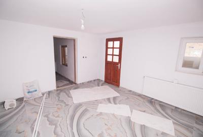 Casa de vanzare in Poiana Tapului – vedere la munte, renovata - 6