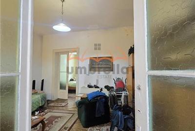 DE VANZARE casa zona centrala,  61mp, pod mansardabil, 205000 euro - 1