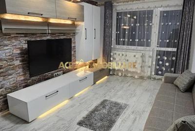 Apartament cu 2 camere decomandat, mobilat în Titan