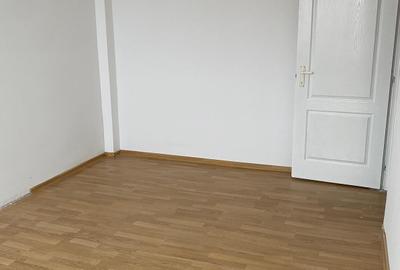 Apartament renovat la etajul 3, Ultracentral - 3