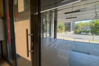 Piata 700, Unirii, SAD 66,45 mp, ultracentral, acces din strada,parcare - 1