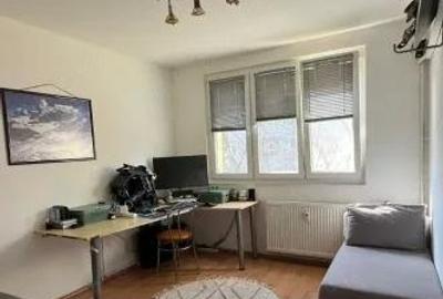 Apartament cu 2 camere decomandat în 1 Decembrie 1918