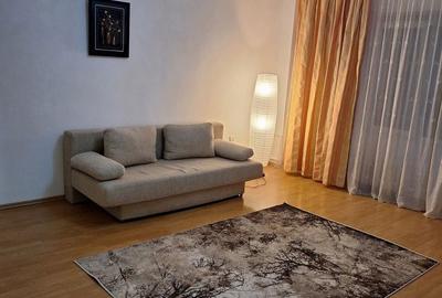 Garsonieră decomandată, mobilată în P-ța Muncii