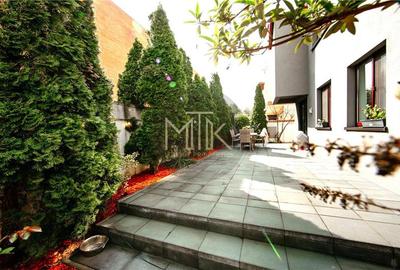 Casă individuală cu 6 camere în Pipera