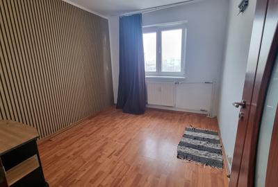 Apartament 2 camere la pret de garsoniera - metrou Aparatorii Patriei - 12