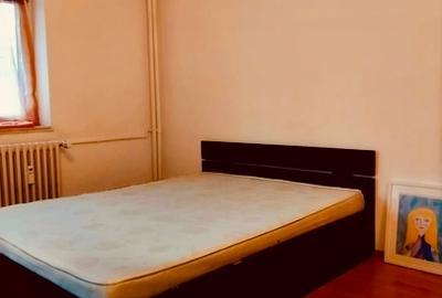 Garsoniera Piață Alba Iulia, stradal, mobilată si utilată modern, curată, libera - 1