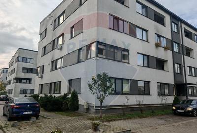 Apartament cu 2 camere semidecomandat, mobilat în Florești