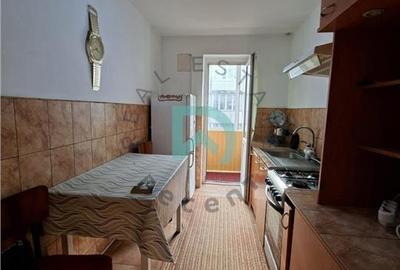 Apartament 3 camere Astra, decomandat, etaj intermediar,Calea Bucuresti - 6