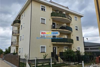 Apartament cu 3 camere semidecomandat în Sud-Vest