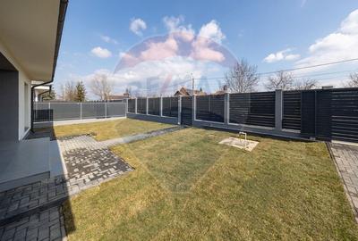Casa 4 camere- noua-la cheie, poziție excelentă in Harman - 32