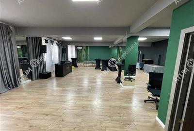 Spatiu comercial 5 locuri parcare in zona Lazaret din Sibiu - 2