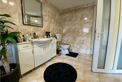DAMBOVITA - CASA 4 CAMERE - 2 BAI - 4 LOCURI PARCARE - TERASA - 10