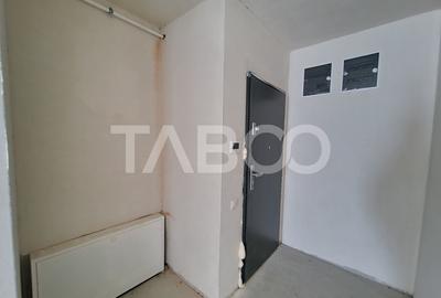 Apartament 3 camere 2 bai bloc cu lift zona de case in Turnisor - 6