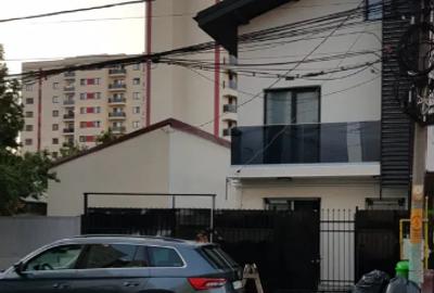 Metrou Grozavesti-Vila de inchiriat pentru birouri sau locuinta-pret 2000 euro - 1