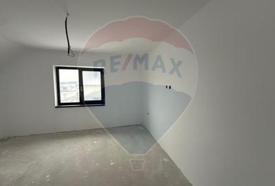 Casă / Vilă cu 4 camere de vânzare în zona Lascar Catargiu - 5