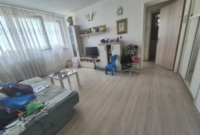 Apartament cu 2 camere semidecomandat, mobilat în Câmpia Libertății