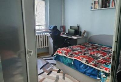 Apartament de vanzare 4 camere zona Baza 3-Bularga