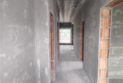 Duplex pe parter - zona linistita - acces facil - 5
