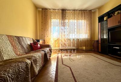 Apartament 4 camere, centrala proprie, zona Sagului - 1