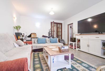 Casă individuală cu 11 camere în Dragomirești-Deal