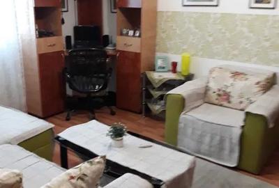 Apartament 2 Camere - Abator - Etaj 3 - Mobilat - Gaze Pe Scara