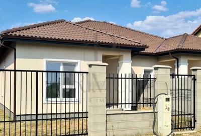 Duplex cu 3 camere în Moșnița Nouă