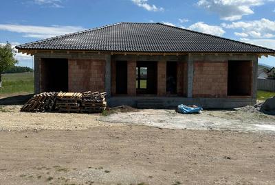 Casă modernă pe un singur nivel, de vânzare în Bod – 141 mp utili | Curte 545 mp - 1