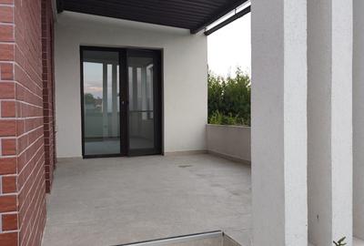 FARA COMISIOANE casa eleganta cu 5 camere 3 terase P+1+pod 2 placi 1800mp asfalt - 9