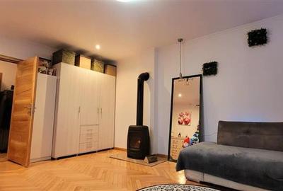 Apartament spatios la casa cu gradina,Cisnadie,comision 0 - 5