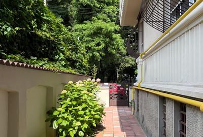APARTAMENT CU 5 CAMERE IN VILA RENOVATA - PE INTREGUL ETAJ - AVIATORILOR - 15
