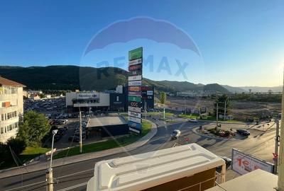 Apartament cu 3 camere de închiriat în zona Precista - 22
