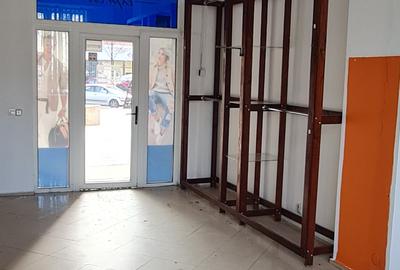 Inchiriez spatiu comercial central