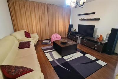 Apartament cu 4 camere si CT in 1 Mai - 1