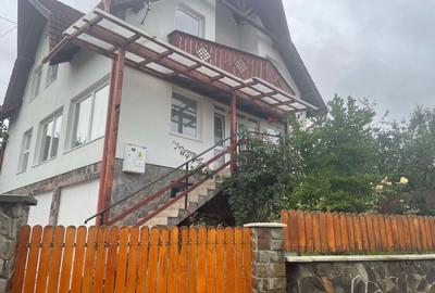 Casă cu 7 camere  de vânzare Praid - 1