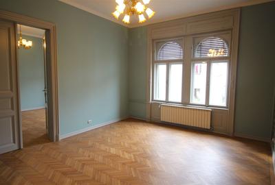 Spatiu de birouri in cladire istorica - 1