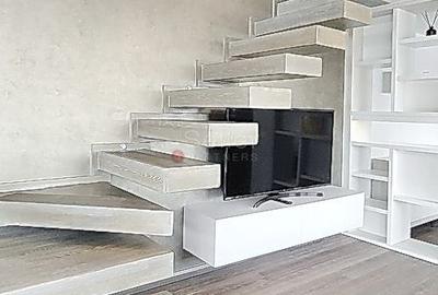 Priveliste Panoramica Spre Oras Si Masivul Tampa - 32