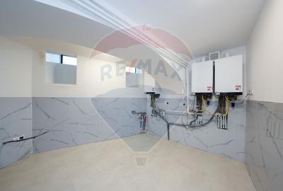 Constructie comerciala centrala P+2 -  funcțiuni mixte - 22