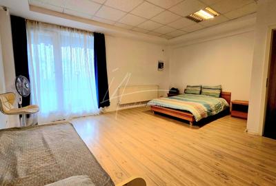 Apartament cu 5 camere si curte de 358 mp. - 35